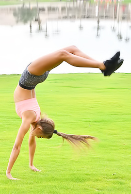 Carmen FTV Carmen FTV undresses outdoors to get satisfaction