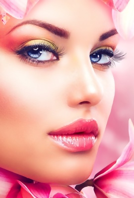 >Gorgeous Makeup models