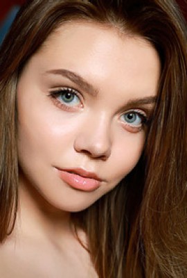 >Tammi Lee with gorgeous eyes