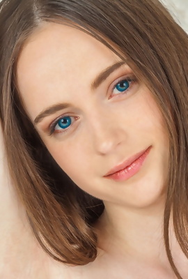 > Petite Nessie The Russian Brunette