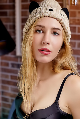 >Madelina Unhooks Her Bra And Caresses Her Lovely Breasts Provocatively