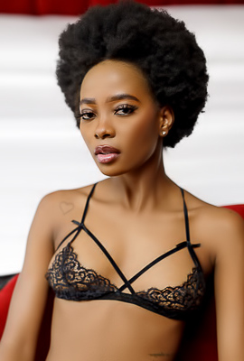 Alicia In Super Sexy Erotic Black Lingerie With Amazing Ass