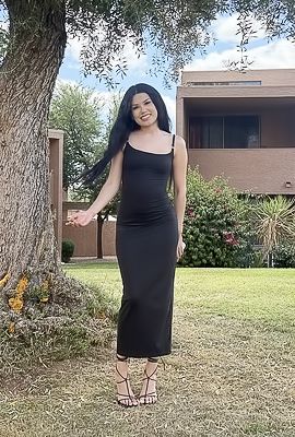 Lusty Camila Sex Toying In A Car