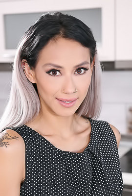 Veronica Leal Sex Crazed Hottie Lets The Guys Take Turns To Fuck Her Holes