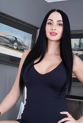 Violet Voss Spy Those Tan Lines That Trace Her Huge Tits And Big Ass