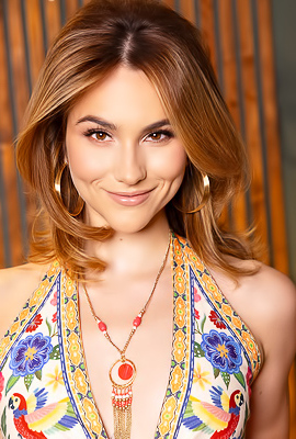 Ophelia Fae Beautiful Babe With Vagina And Butthole Shots