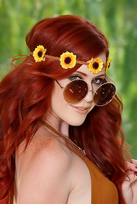 Elle Alexandra - Hippie Redhead In Denim Shorts - Shaved Pussy Fingering