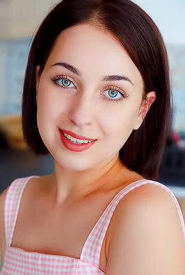 Alin Luxe In Her Pink Gingham Dress Revealing Her Luscious Ass