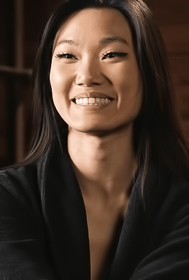 >Dominating Submissives, Lucy Mochi Explodes Amidst Chaos