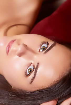 >Vixi Explores Foot Fetish With Lingerie Spread