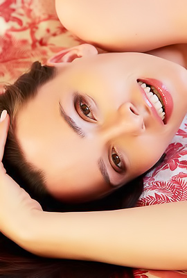 >Adel Morel Pounces With Wild Energy In Every Movements