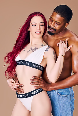 >Conquers with heeled lust, Kalli leads the pack