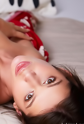 >Asandra Dewy Blows Breath Over Sensitive Nipples