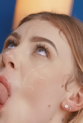 >Tina Snows Teases With Dazzling Caress And Evanescent Expressions